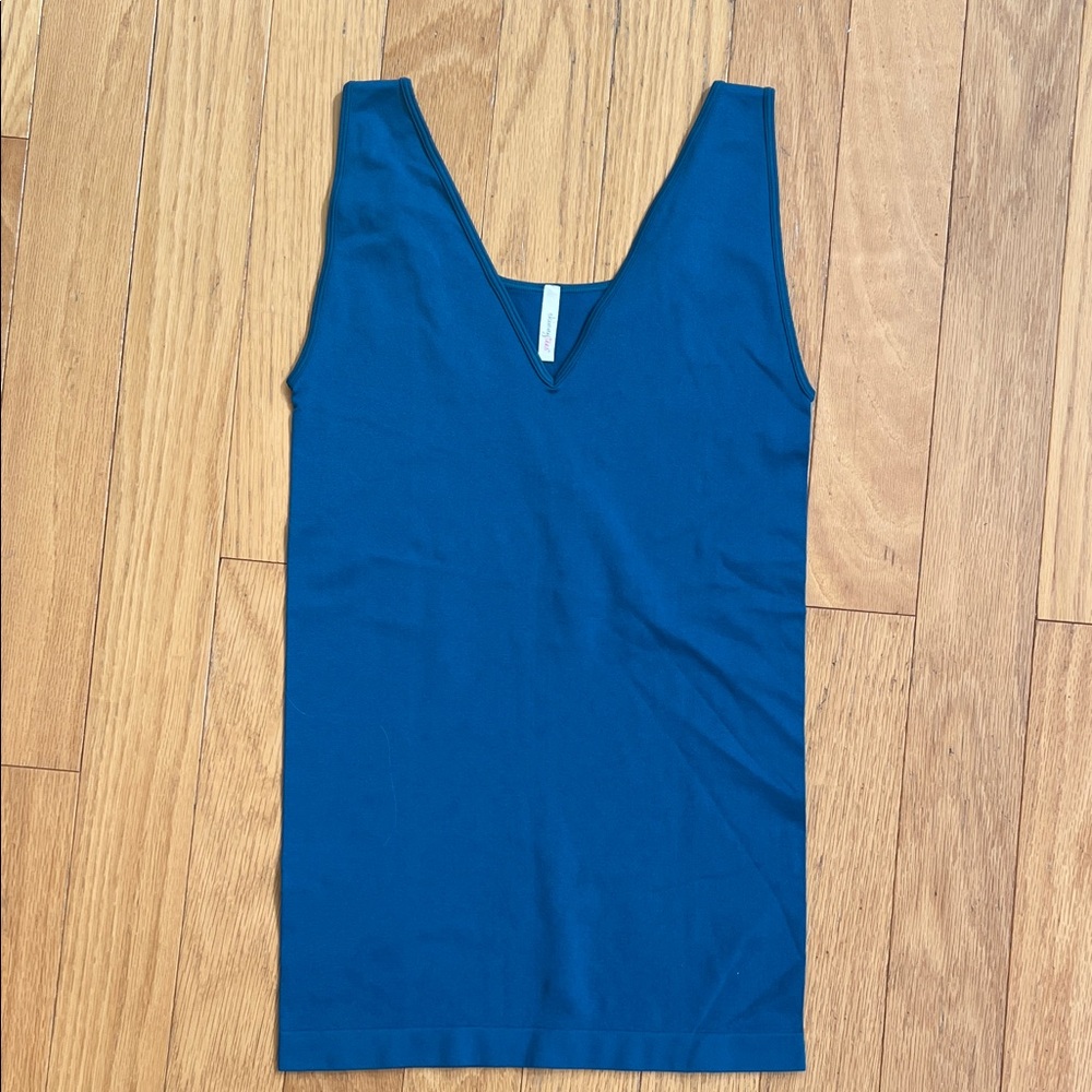 Skinny Tees Teal Seamless Stretch V-Neck/Scoop Women's Tank Top REVERSIBLE!! O/S